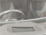 【ボディコーティングで新車時の輝きを】ご納車前にボディを磨き上げ下地処理を行った上で、コーティングを施工します。軽微な小傷も無くなりより新車時の輝きに近い状態でお届けできます。ぜひご用命下さい!