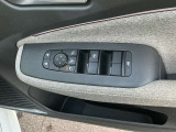 運転席のパワーウインドウ等操作部