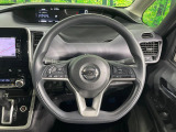 【純正革巻きステアリング】上質な革を使用することで、手にしっかり馴染みとても運転しやすいハンドルです♪