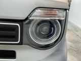 ヘッドライトで、個性も光る 、長く乗っていたい車です。