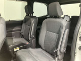 ゆとりある広々とした車内空間は、ドライブを始め買い物やレジャーなど、幅広く活躍します。一人でもみんなとでもお出かけを楽しみましょう!