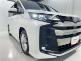 フォグランプ装着車です。暗い夜道の車両前方を明るく照らします