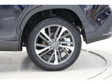 タイヤサイズ(225/50R18)です。