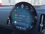 ◆LIBERALAは、輸入車選びの新たなスタイルを提案するインポート・セレクト・ブランドです。オーナー様となる方がクルマから直接感じる感性を第一にした、最良の一台との出会いをコーディネートいたします。