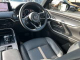 運転者を中心に作り上げられたインパネ、疲労軽減されるシート設計
