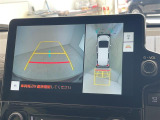 【 全方位カメラ 】上から見下ろしたように駐車が可能です。安心して縦列駐車も可能です。