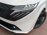 LEDヘッドライト装備!明るく夜間の視認性も高く、高寿命です!