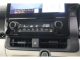 オートエアコンで車内はいつも快適