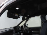 死角の少ない、運転しやすいおクルマです。現車でご確認ください!