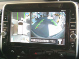 アラウンドビューモニター付き!車両を真上から見ているような映像で車庫入れも安心!!
