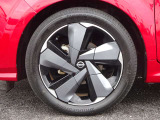 【タイヤ】 【純正17インチアルミホイール】《205/50R17》専用のアルミなのでお車のイメージぴったりですね!