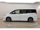 『トヨタ認定中古車』3つの安心を1台にセット!1.徹底した洗浄 2.車両検査証明書つき 3.ロングラン保証つき 全てをクリアした【安心】の証!詳しくスタッフまでお気軽にお問い合わせ下さい。