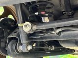 お車を安心してお乗りいただく為には、足回りの定期点検が欠かせません。サービスサポート(有償保証)では無料点検もご提供しており、安心のカーライフをお過ごしいただけるサポート体制が整っています。