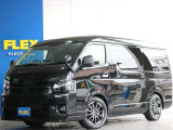 【厳選仕入中古車】ハイエースワゴン GL 2WD マットブラック塗装にフローリング☆大画面ナビに後席モニターの盛り盛りカスタム♪全国納車可能