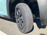 純正ホイールを装着しております。車両に関してのご質問は、スタッフまでお気軽にお問合せ下さい!TEL:0439-88-6662