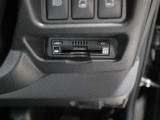 ETC車載器が搭載されているので、高速道路の乗り降りもノンストップで通過できます♪