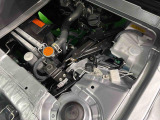 弊社のサービススタッフがしっかり点検整備いたします。納車時には点検記録簿もご確認いただきます