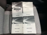 保証書、取扱説明書あります。