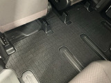 車を初めて購入されるお客様や、車にあまり詳しくないお客様にもわかりやすく丁寧に説明させて頂きます♪
