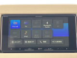 FMやテレビ、Bluetooth、USBなど、画面上で選べる音源が一覧表示されています。使いたい項目を確認しやすく、その日の気分や利用シーンに合わせて音楽や音声を切り替えられます。