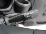 明るさに応じてヘッドライトが自動でオン・オフします!