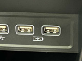 充電可能なUSB端子付き!