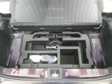 【車載工具】タイヤ交換には必需品ですね!万が一に役立つ工具です。緊急時に備え、使い方をしっかり覚えておきましょう。