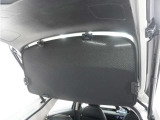 ◆トノカバー装備◆荷室を覆い保護してくれるカバーを装備!。プライバシー保護にも役立ちます。
