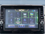 ナビはもちろんCD・DVDを楽しむことができます。またスマートフォンとナビをBluetoothでつなぐことで音楽を聴くことも出来ます!