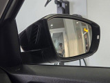 サイドアシストも付いております。後方死角のお車を検知して知らせてくれる機能です☆
