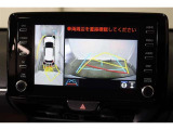 車両を上から見たような映像表示するパノラミックビューモニター付き!