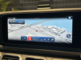 バックカメラにより駐車時の後方確認も楽にできます。