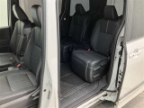 ゆとりある広々とした車内空間は、ドライブを始め買い物やレジャーなど、幅広く活躍します。一人でもみんなとでもお出かけを楽しみましょう!
