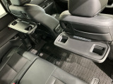 豊富に在庫を取り揃えています。 軽自動車からミニバン、セダン、SUV、話題のハイブリッド車などなど続々入荷中です!