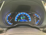 速度や各種車両情報をひと目で確認しやすいメーターまわりです。表示がまとまっているため運転中に必要な情報を把握しやすく、日常の運転をサポートしてくれます。