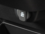【アクセサリーソケット(DC12V)】180Wまで出力でき、車載用の電化製品に電源を供給できます。