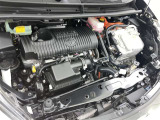 普段はあまり見ないエンジンルーム内も綺麗に仕上げています。見えないところも清潔に保ちたいですよね。