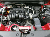 1.5L i-VTECエンジン パワフルな加速が持ち味。普段の走行はもちろん、坂道・再加速時など走りを楽しみたい時、人の気持ちに応えるようなレスポンスを発揮。気持ちの良い走りを体験できるエンジンです。