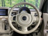 【純正革巻きステアリング】上質な革を使用することで、手にしっかり馴染みとても運転しやすいハンドルです♪