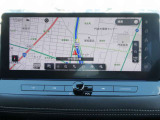 日産コネクトナビは、有料のコネクトサービスで地図更新や、オペレーターサービス、スマホアプリで車の機能やリモート操作などもできます。
