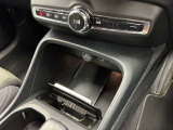 全国ご納車対応可能でございます。お客様の大切なお車をご自宅までしっかりとお届けいたしますので遠方のお客様もお気軽にお問合せ下さいませ。