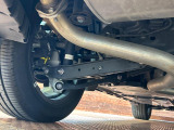 お車を安心してお乗りいただく為には、足回りの定期点検が欠かせません。サービスサポート(有償保証)では無料点検もご提供しており、安心のカーライフをお過ごしいただけるサポート体制が整っています。