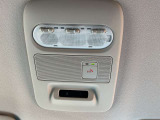 日産コネクト加入でSOSコールが使用できます。