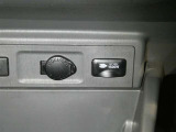 非常時やキャンプなどに役立つAC100Vコンセント付きです。