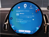 【ⅰドライブナビゲーション】文字情報も鮮明に表示する高解像度カラーディスプレイを採用。視認性に優れた地図デザインと特徴的な建造物を目印にした描写表示で現在位置を把握できます。地図データの更新も可能です