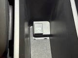 12V電源ソケットを設置しております。周辺機器の充電にご利用頂けます☆