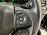 【アダプティブ・クルーズ・コントロール】予め設定した車速内でクルマが自動的に加減速。 前走車との適切な車間距離を維持しながら追従走行し、高速道路でのドライバーの疲労を軽減してくれる嬉しい機能付♪