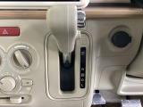 発進時から滑らかに加速する無段階変速のCVTはストップ&ゴーの多い街の中も快適です