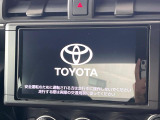 【純正ナビ】人気の純正ナビを装備しております。ナビの使いやすさはもちろん、オーディオ機能も充実!キャンプや旅行はもちろん、通勤や買い物など普段のドライブも楽しくなるはず♪