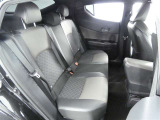 ゆとりある広々とした車内空間は、ドライブを始め買い物やレジャーなど、幅広く活躍します。一人でもみんなとでもお出かけを楽しみましょう!